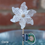 Lace style windmill with circle design